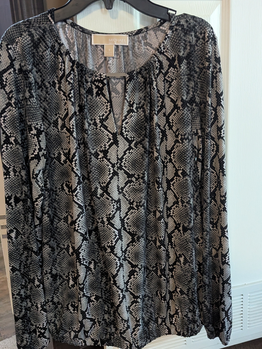 MICHAEL Michael Kors Black & Gray Snake Print Blouse